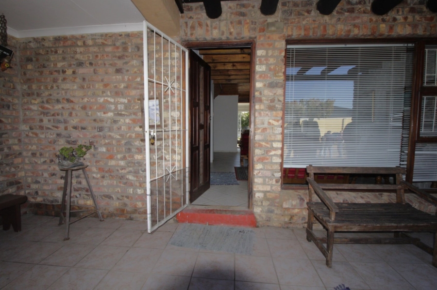 3 Bedroom Property for Sale in Wavecrest Eastern Cape